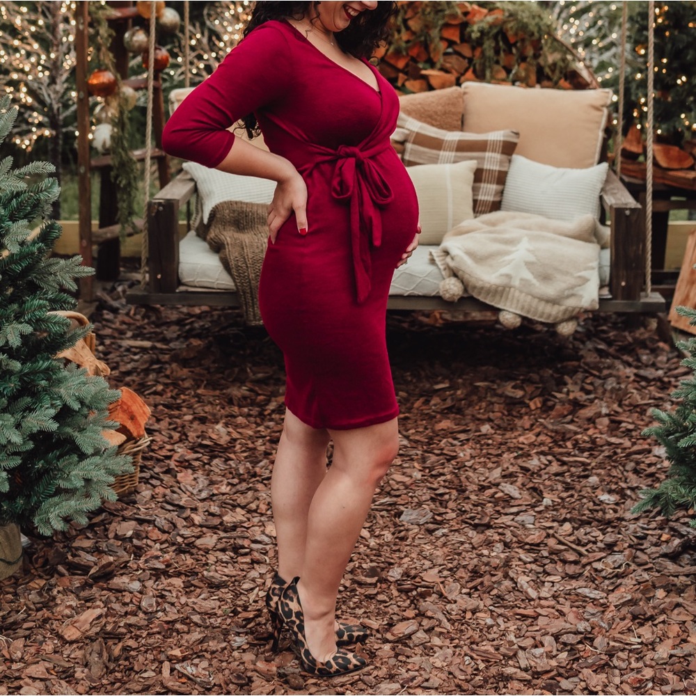 Pinkblush maternity dress in size small